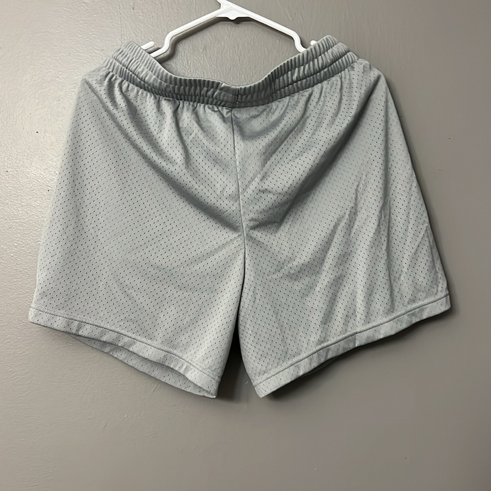 BCG Shorts - Picture 3 of 4